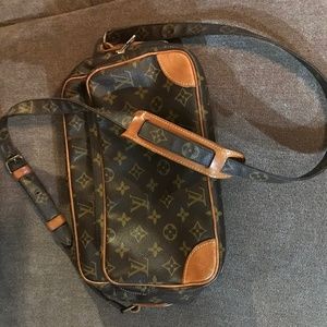 Louis Vuitton Women's Cross-body Handbag